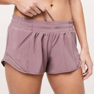 Lululemon Hotty hot shorts